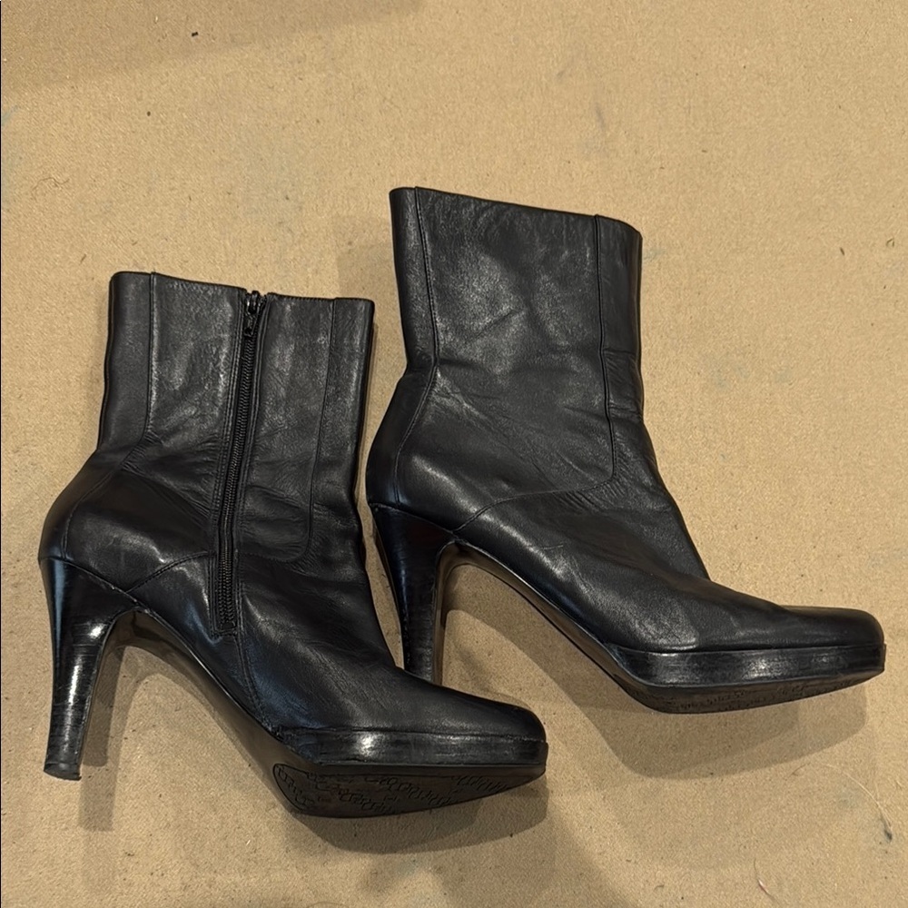 Elegant Black Leather Ankle Boots
